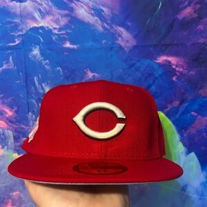 Cincinnati Reds fitted hat
